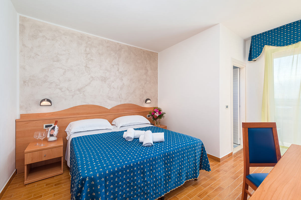 Elegance Living (DE)